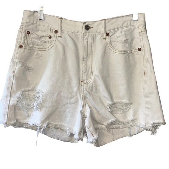 American Eagle 90’s boyfriend Distressed White Denim Shorts - Picture 1 of 7